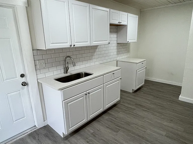 10005 N Arden Ave #A — Photo 9