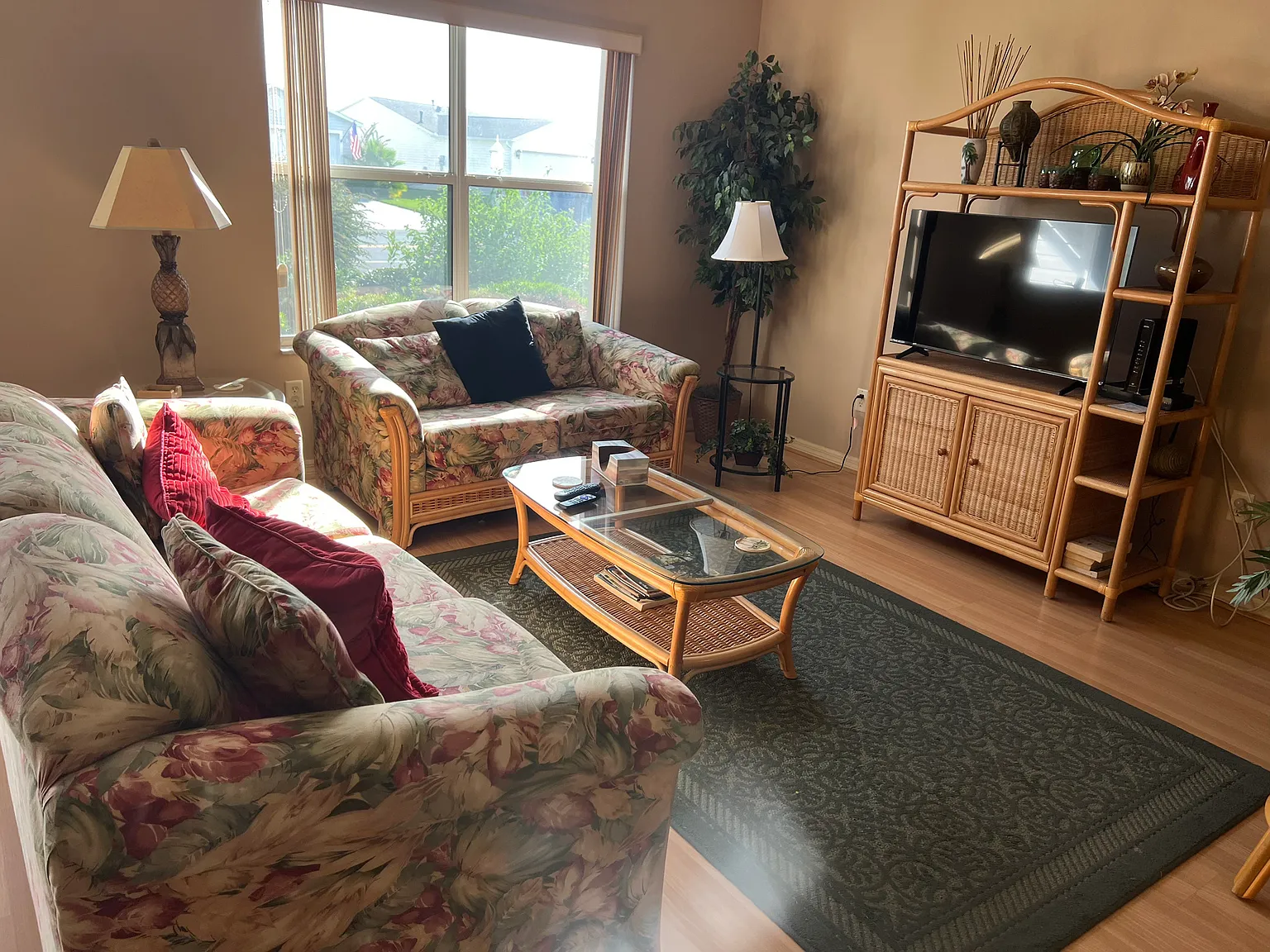 3207 Woodridge Dr — Photo 3