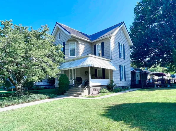 1215 S 6th St, Ironton, OH 45638