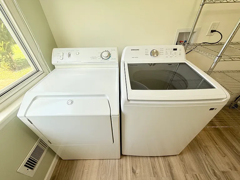 18 W Eden Ct — Photo 20
