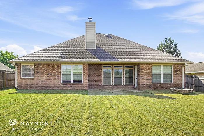 4 bed, 2.0 bath, 1825 sqft, $1,845 — Photo 3