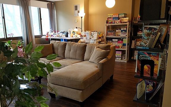 3rd image of 4850 S Lake Park Ave APT 409
