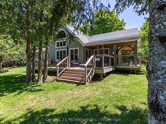 4th image of 20 Cottage Cove Rd