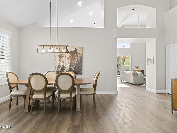 4th image of 2515 E GOLDENROD Street