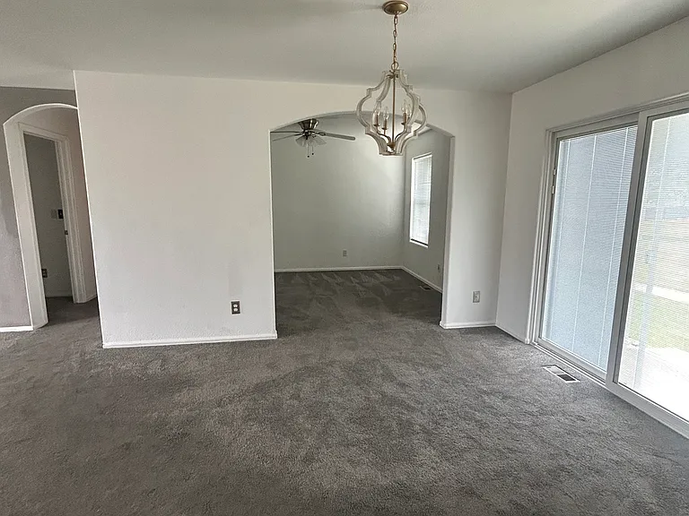 4932 Leland Point — Photo 2