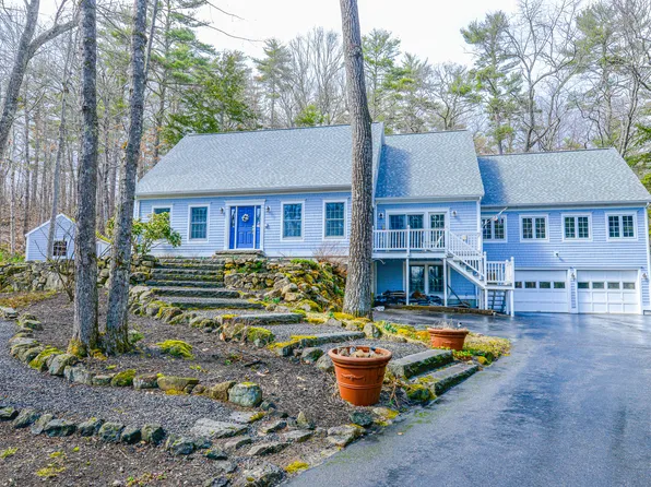 23 Spruce Lane, Naples, ME 04055