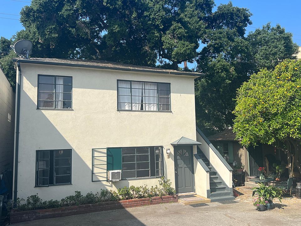 1st image of 2926 Honolulu Ave #B