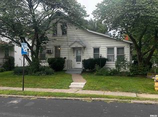 1604 W 13th St, Davenport, IA 52804
