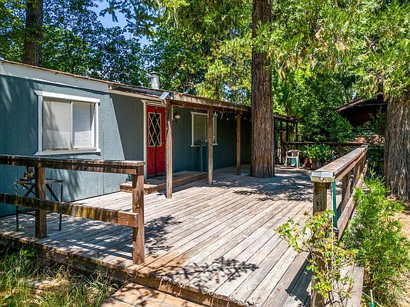 4th image of 1350 Lakeside Drive