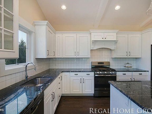2nd image of 853 S Center Park Dr SW #22