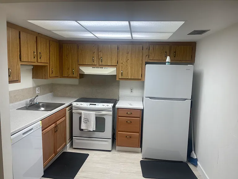 4259 Oak Terrace Dr — Photo 4