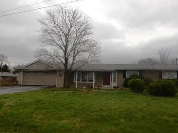 11434 Ideal Villa Pl, Hannibal, MO 63401