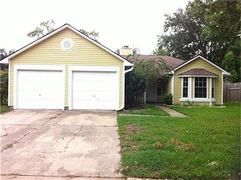 1st image of 8542 Lake Crystal Dr