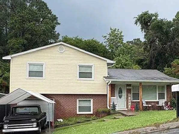 904 Churchhill Dr, Maryville, TN 37803