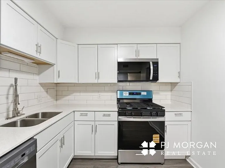 Fernshire Apartments — Photo 3