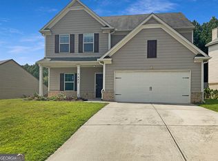 7482 Saint David St, Fairburn, GA 30213