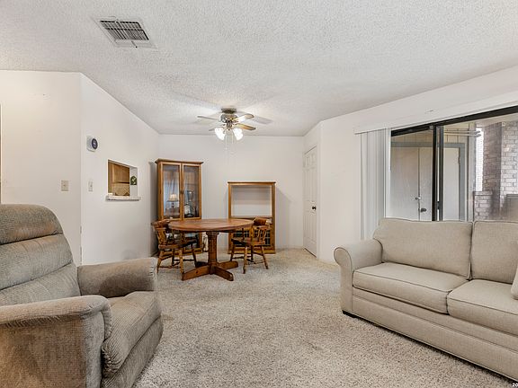 5th image of 11843 Braesview #913