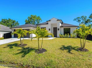 926 Westport St SE, Palm Bay, FL 32909