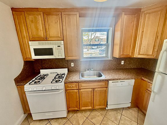 5th image of 6747 224th St #A