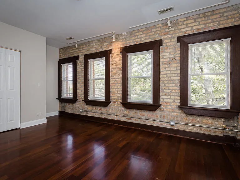 6922-24 N. Greenview Ave. — Photo 7