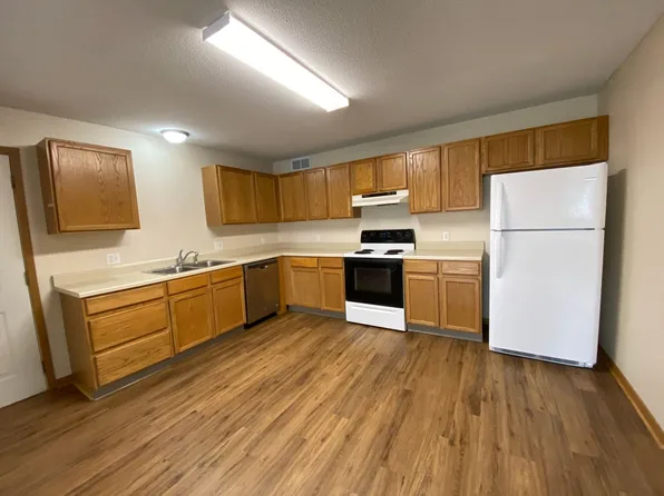 Dickinson Apartments