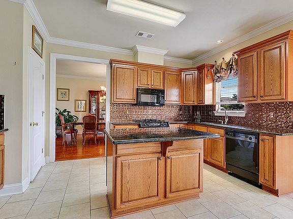 5th image of 18110 Manchac Place Dr