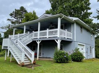 175 W Vineyard Rd, Hayesville, NC 28904