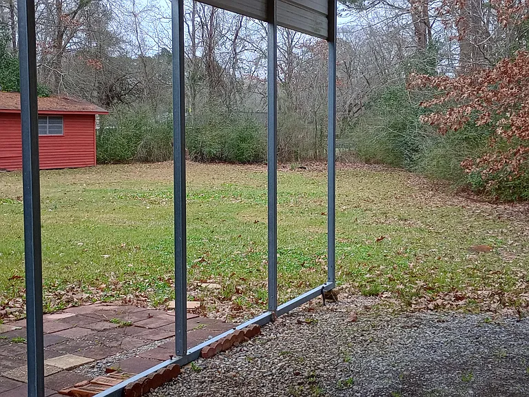 619 Pearce Rd — Photo 3