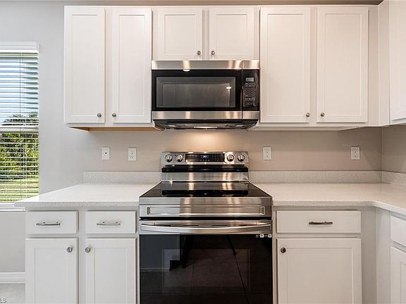5th image of 15433 Wildflower CIR