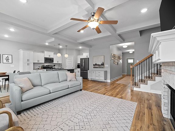 5th image of 1081 Michaela Cir