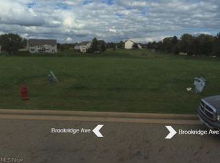 Brookridge Ave, Louisville, OH 44641