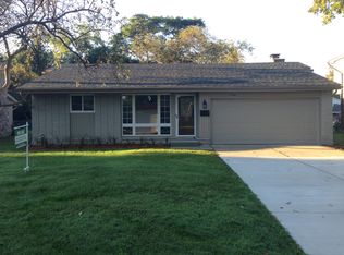 20275 Brookshire St, Southfield, MI 48076
