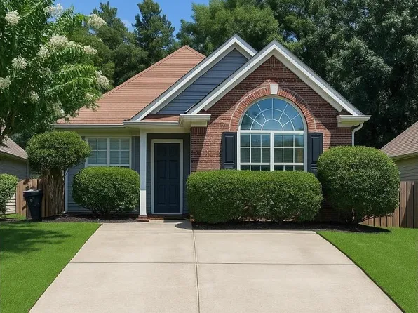 216 Hidden Creek Pkwy, Pelham, AL 35124