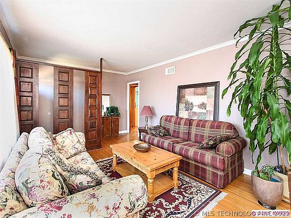 5th image of 544 S 90th East Ave