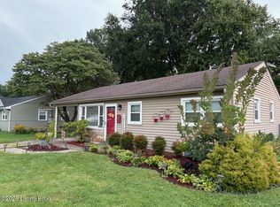 13605 Tennis Blvd, Louisville, KY 40272