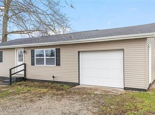 760 W Maple St, Austin, IN 47102