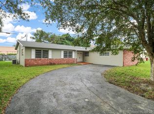 10240 SW 103rd Ct, Miami, FL 33176