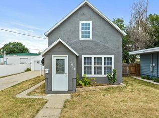 1018 4th St SE, Minot, ND 58701