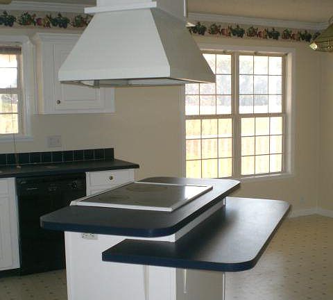 2nd image of 3828 Lois Ln