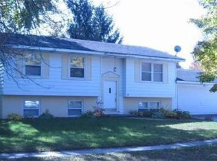 3104 Sweetbrier Ter, Midland, MI 48642