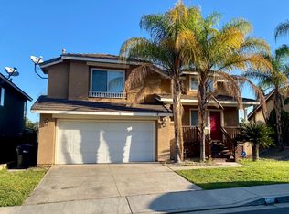 823 Viewpointe Ln, Corona, CA 92881
