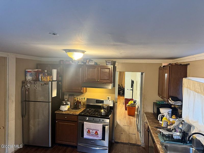 5th image of 40 113th Street