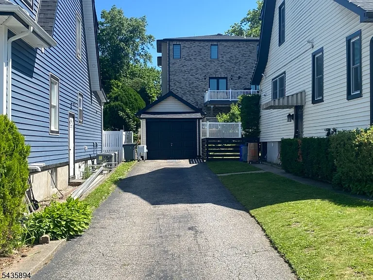 971 Virgil Ave — Photo 24
