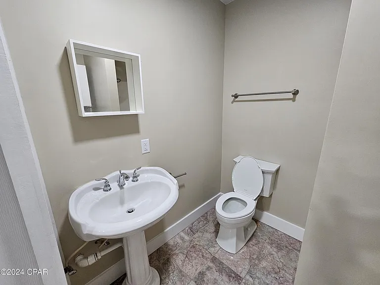 3704 George Ln — Photo 21