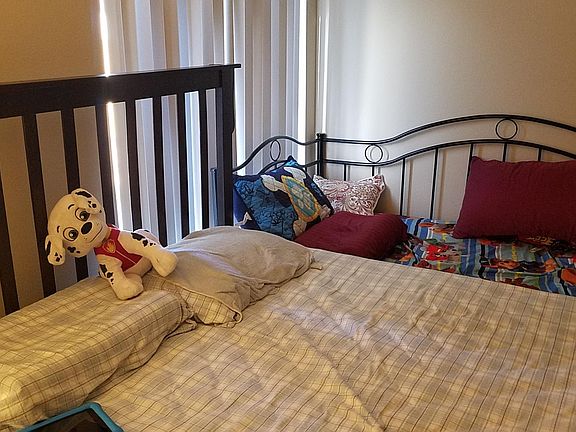 5th image of 20568 Ventura Blvd APT 211