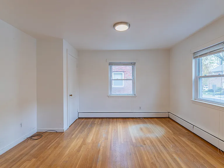 46 Aldrich Rd #A — Photo 14