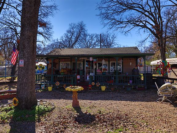4th image of 9764 Shawnee Ln