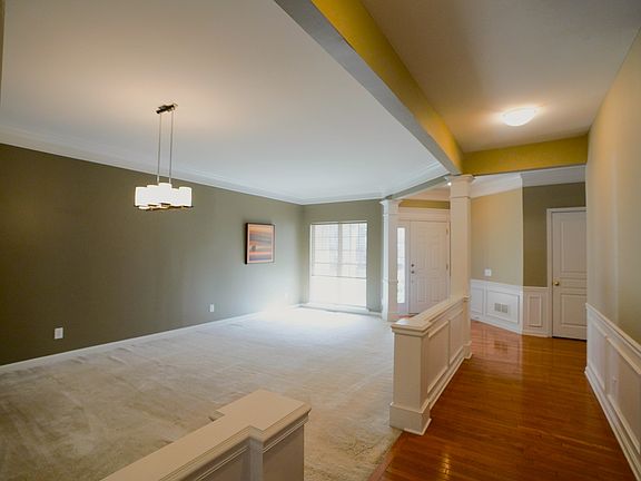 Family Room + Dinning Area