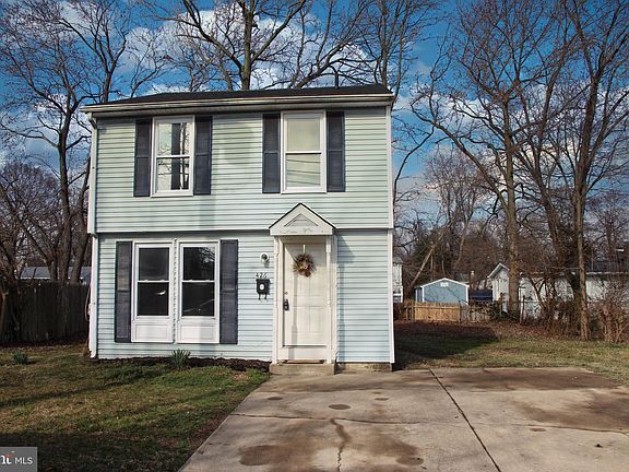 2nd image of 426 Dorsey St