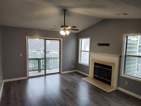 3rd image of 6724 Willowbrook Dr APT 12